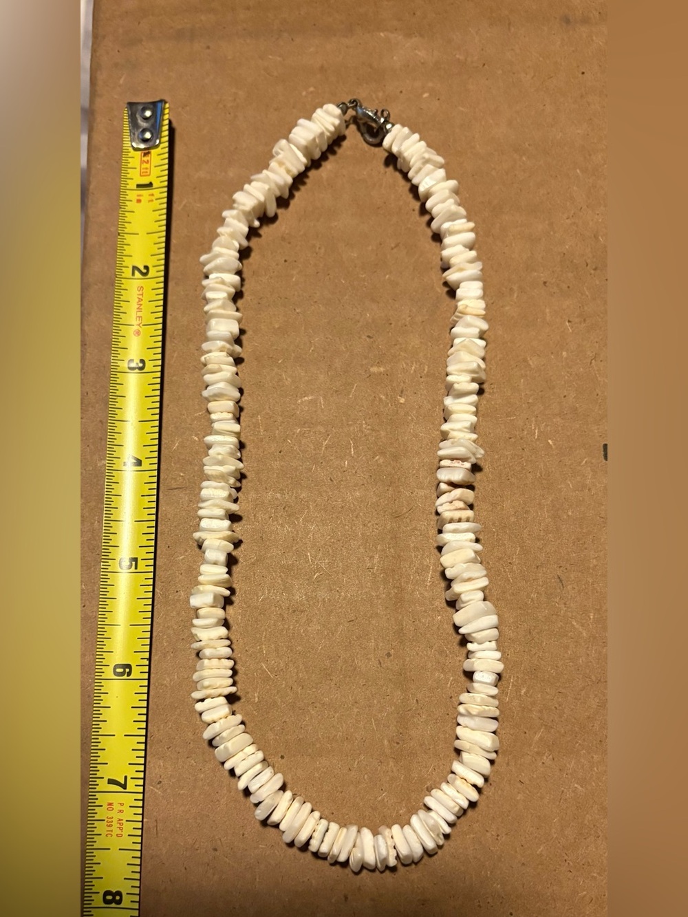 White Shell Chip Necklace – Elegant Natural Beach Jewelry